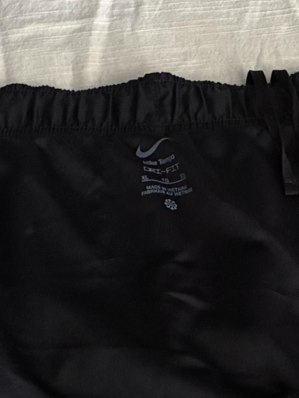 Nike Black Athletic Running Shorts – Women’s Size XL - NWT - Picture 12 of 12